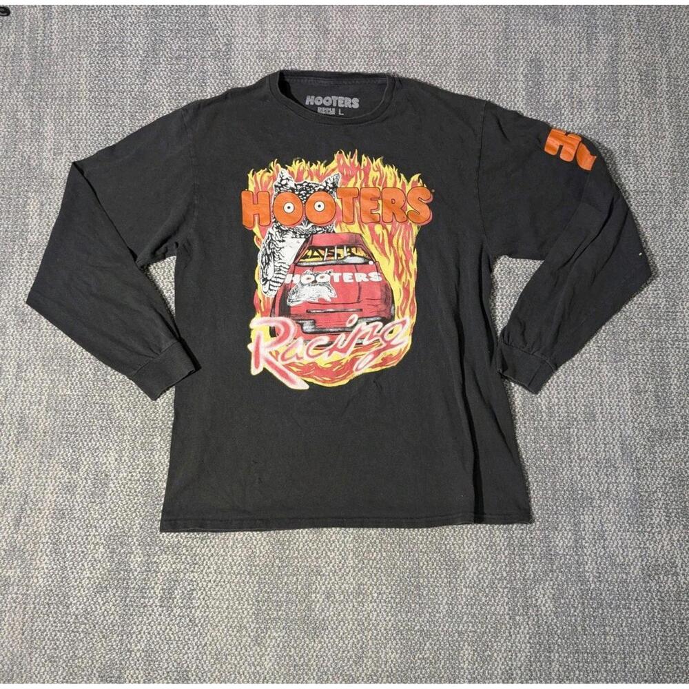 Y2K Large Hooters Racing Long Sleeve Graphic Print Shirt
